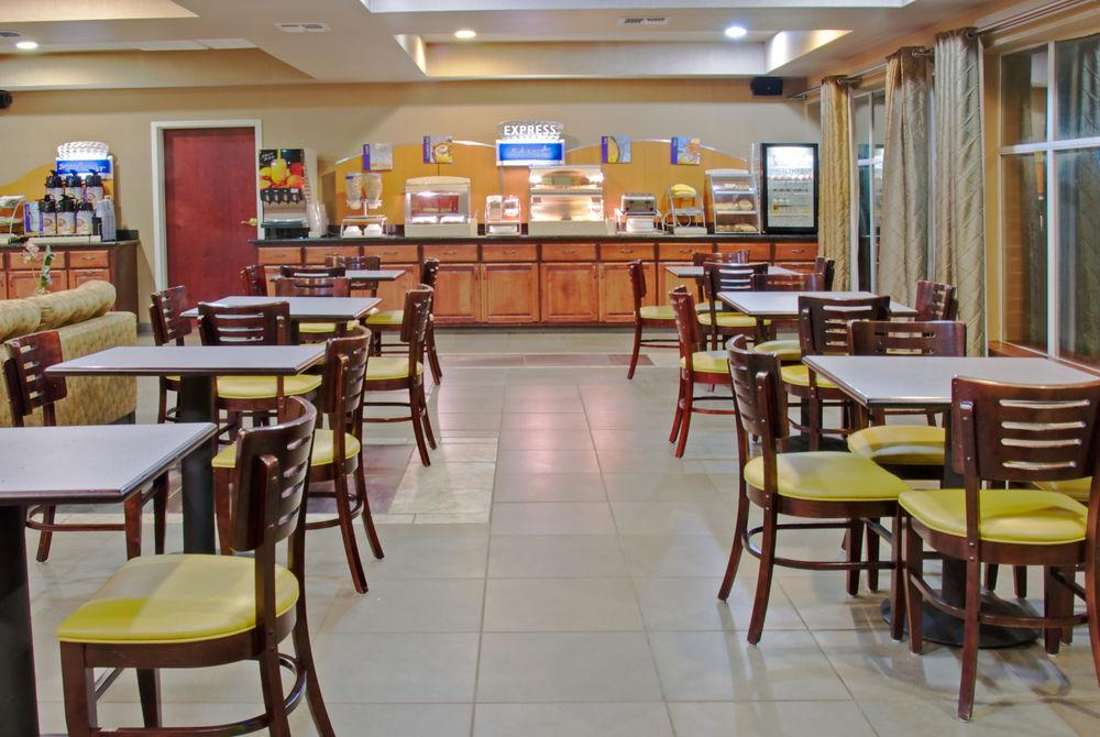 Express And Natchitoches By Ihg 2* Shamard Heights