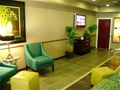 Hotel Express And Natchitoches By Ihg Shamard Heights