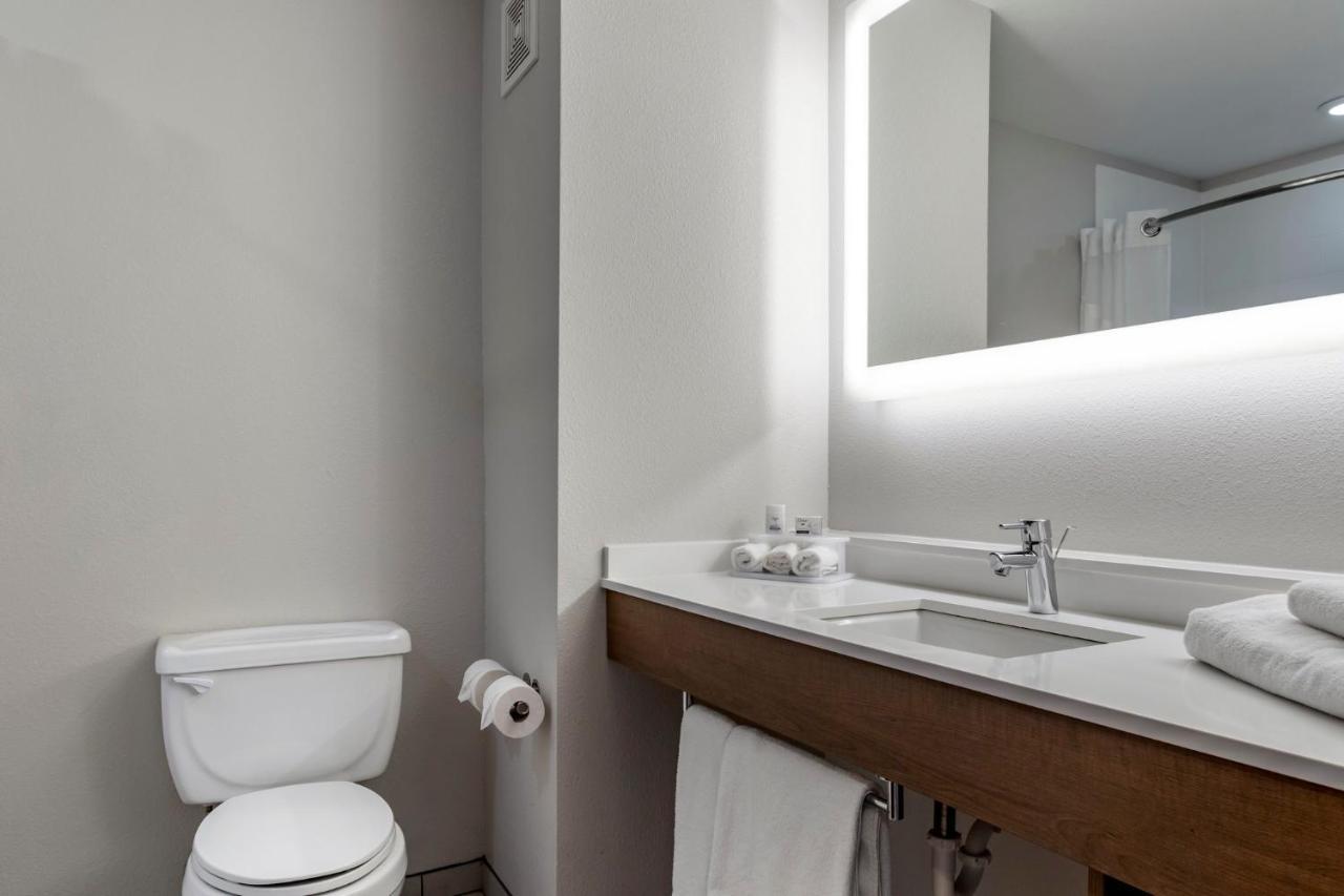 Express And Natchitoches By Ihg