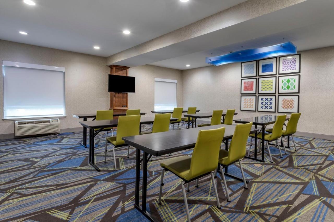 Express And Natchitoches By Ihg Hotel 2*