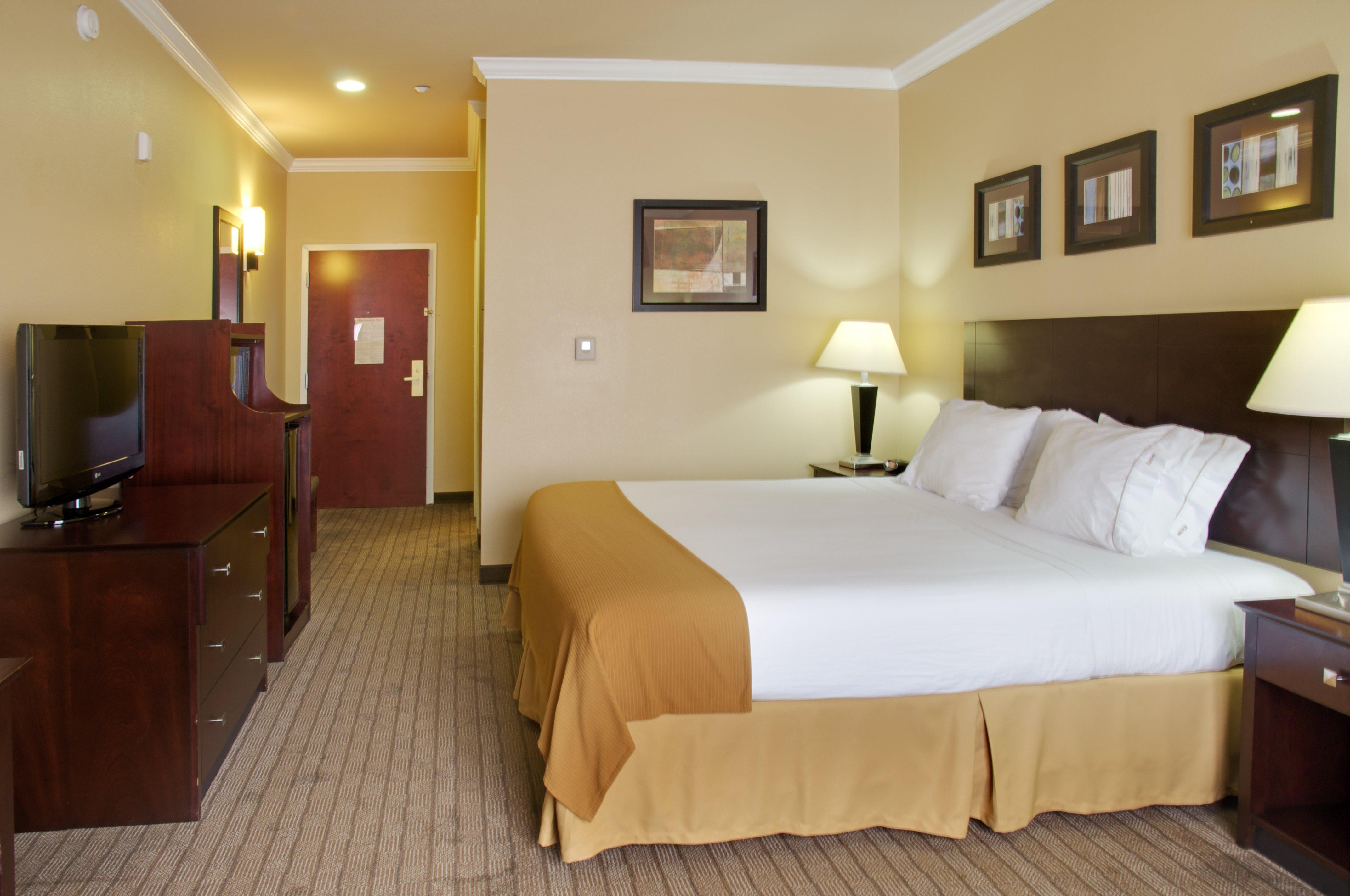 Express And Natchitoches By Ihg